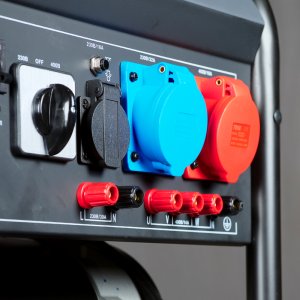 Бензиновый генератор FUBAG BS 7500 XD ES DUPLEX Бензиновый генератор FUBAG BS 7500 XD ES DUPLEX в Ставрополе фото