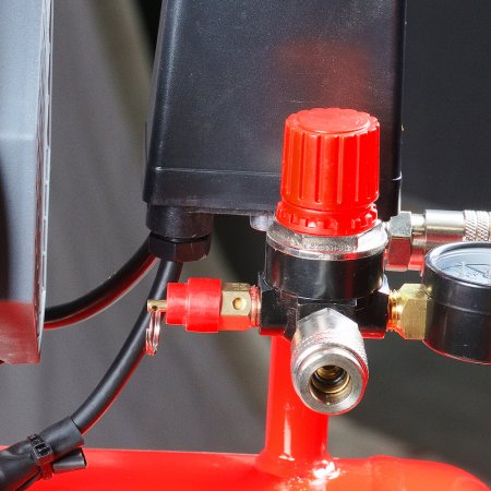 Компрессор безмасляный малошумный FUBAG Свободный Воздух (Free Air) 240/50/2.0 S в Ставрополе фото