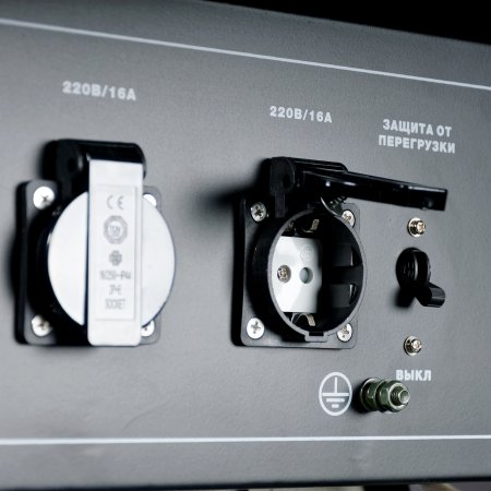 Бензиновый генератор FUBAG BS 3300 A ES с электростартером и коннектором автоматики Бензиновый генератор FUBAG BS 3300 A ES с электростартером и коннектором автоматики в Ставрополе фото