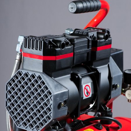 Компрессор безмасляный малошумный FUBAG Свободный Воздух (Free Air) 170/9/1.5 S в Ставрополе фото