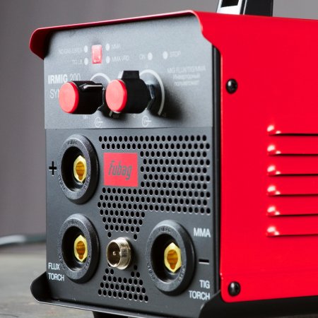 Полуавтомат сварочный FUBAG IRMIG 200 SYN FLUX в Ставрополе фото